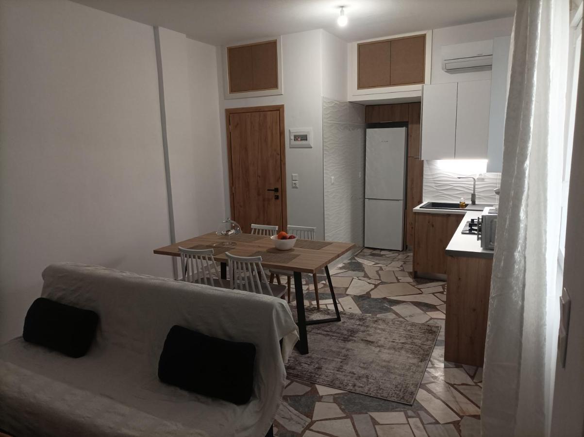 Εirene Room Chalkís المظهر الخارجي الصورة